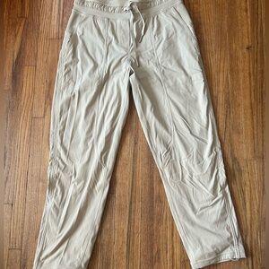 Lululemon Dance Studio with Relaxed Fit MR Cargo Pant